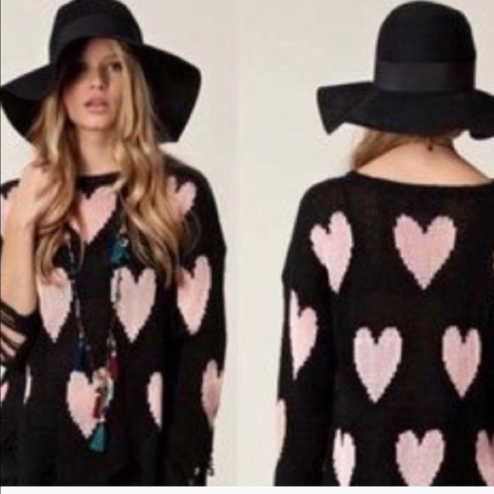 Wildfox hearts distressed sweater