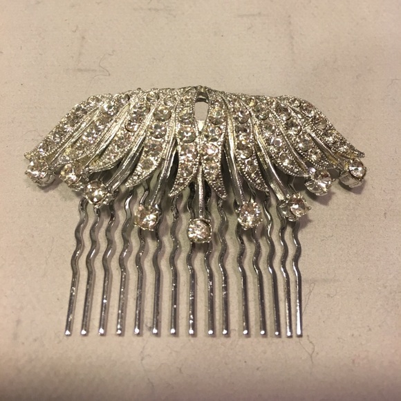 Accessories - Vintage rhinestone hair comb