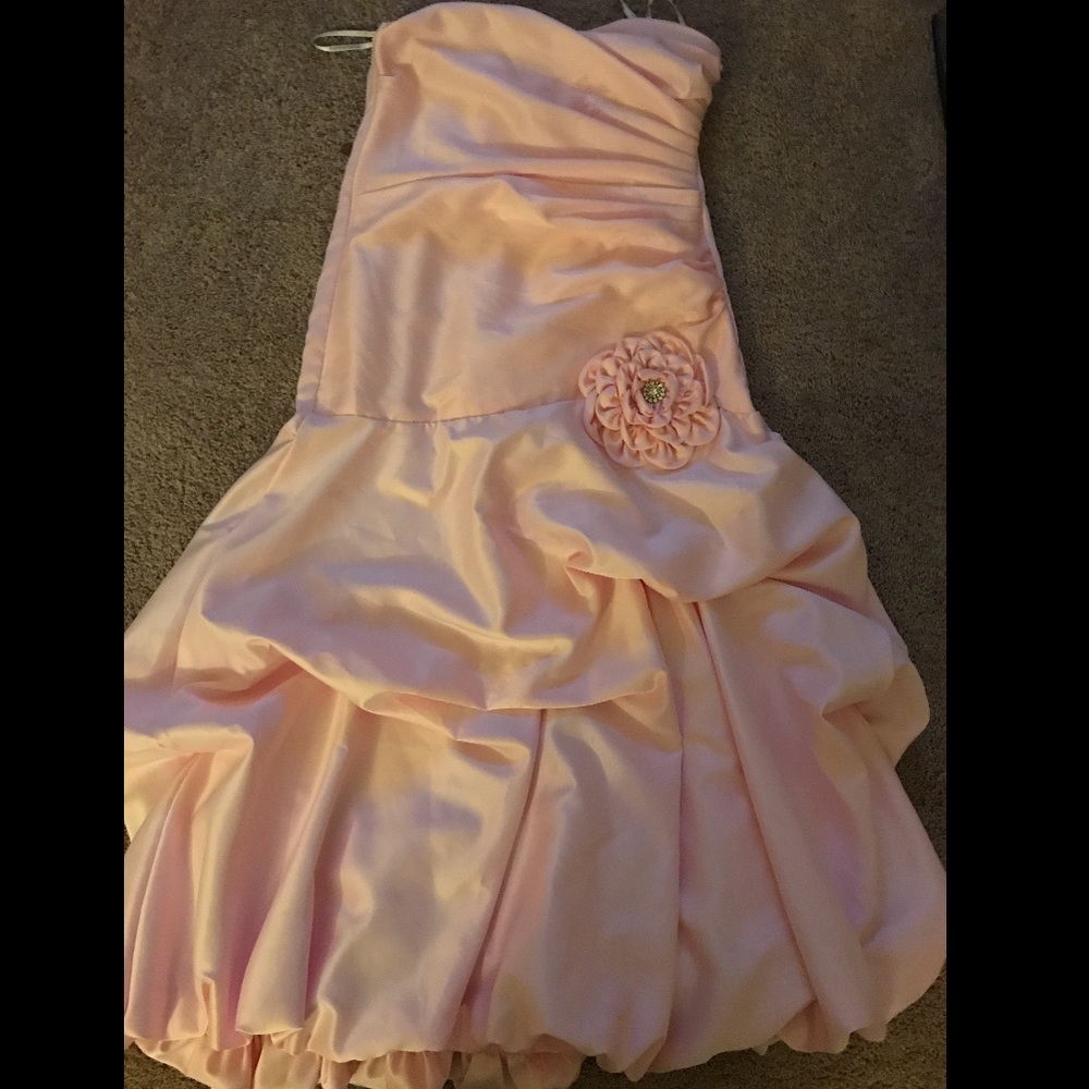 Prom dress size 14w for sale.