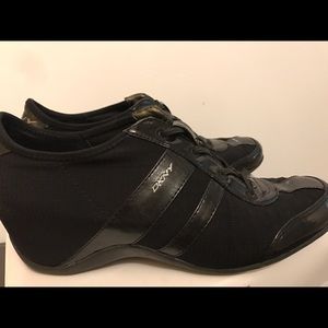 Covered wedge DKNY sneakers