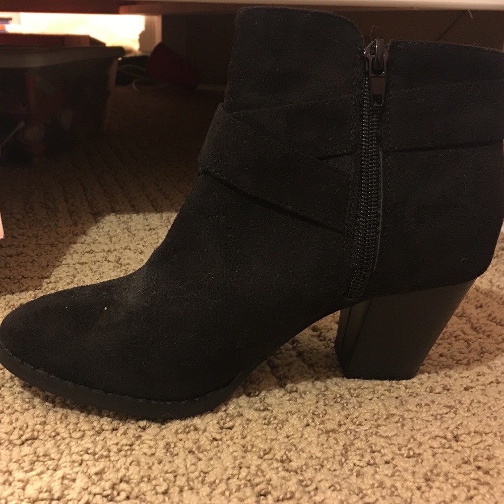 Booties - Picture 3 of 3