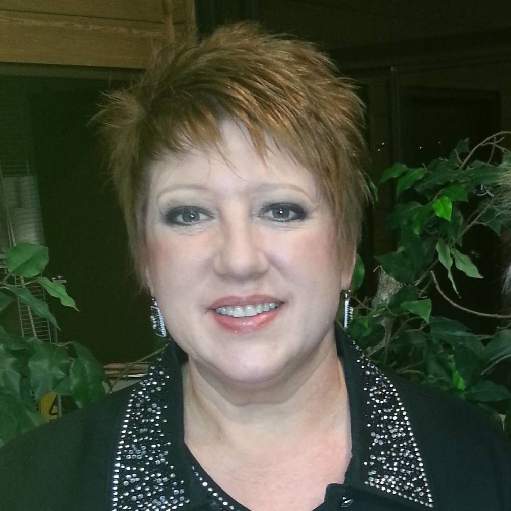 Meet your Posher, Lori