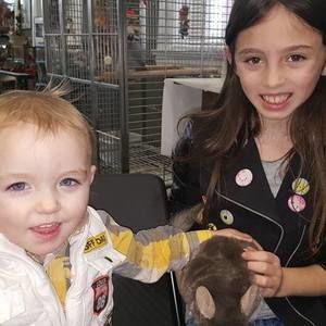 Meet your Posher, Caycee