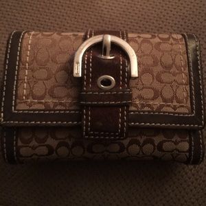 Tri fold wallet