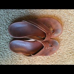 Olukai all-leather flip flops