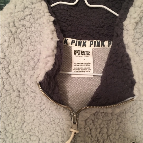 Victoria's Secret Pink Sherpa Pullover L - Picture 4 of 4