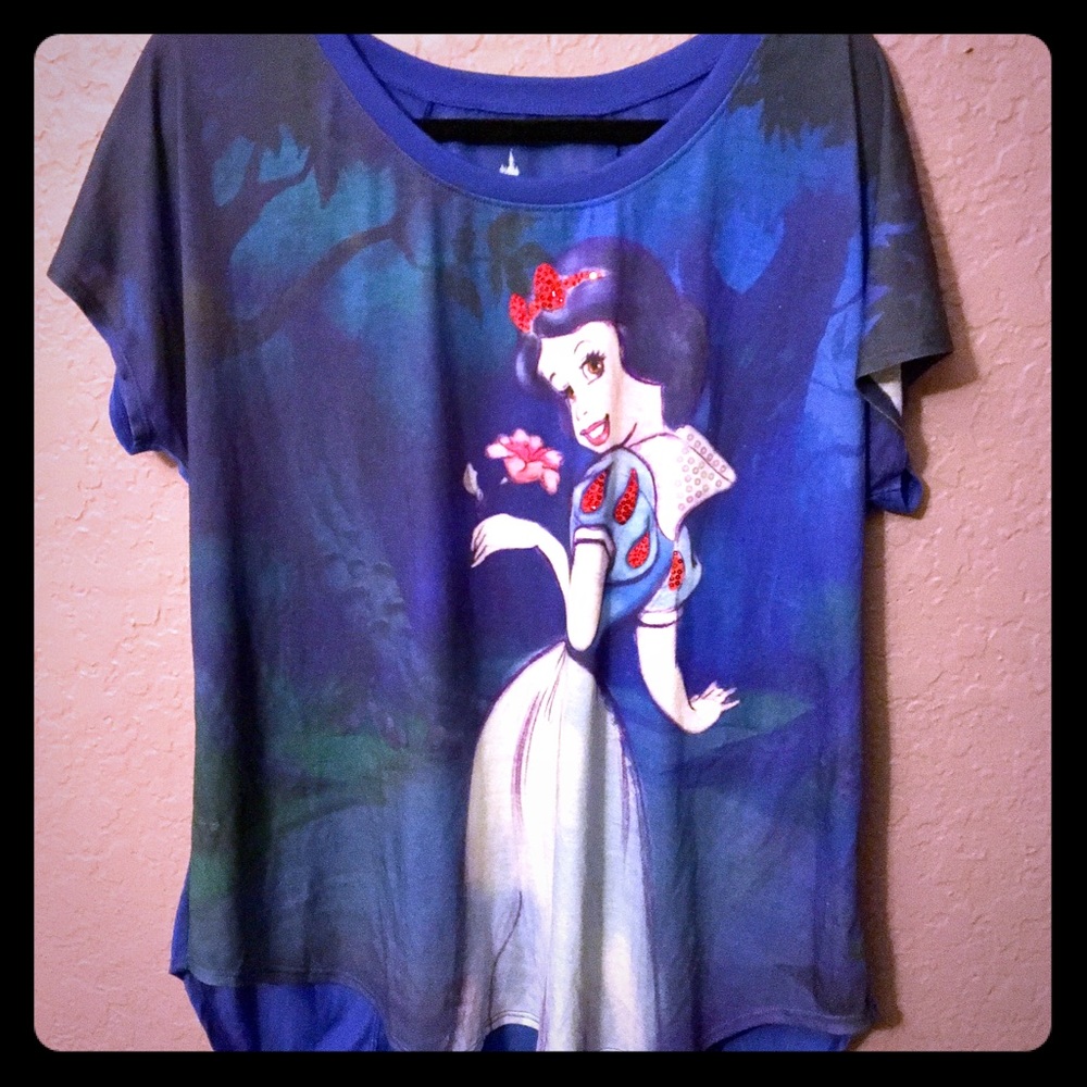 ✨NWOT✨Disney Plus Size Snow White Hi-Lo Tee