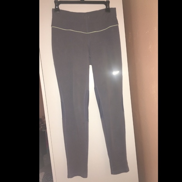 Nike dry fit leggings - Picture 2 of 2
