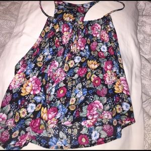 Floral crop top .