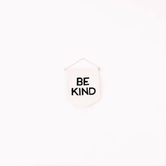 Meet Posher - Picture 3 of 3