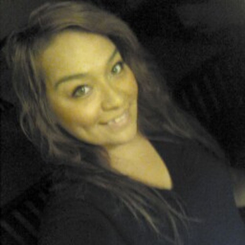 Meet your Posher, Angelita