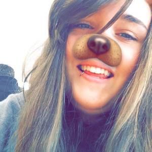 Meet your Posher, Kendra