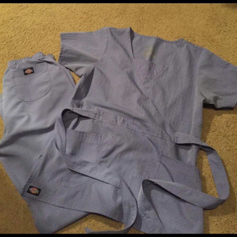Dickies scrub set