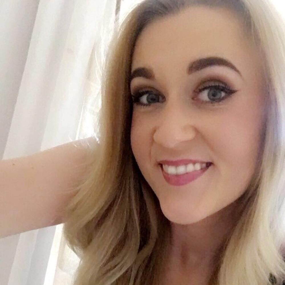 Meet your Posher, Kayla