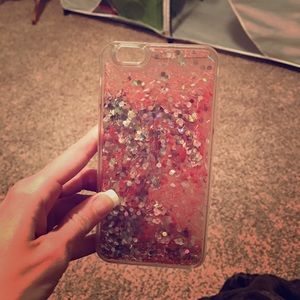 iPhone 6+ moving glitter phone case