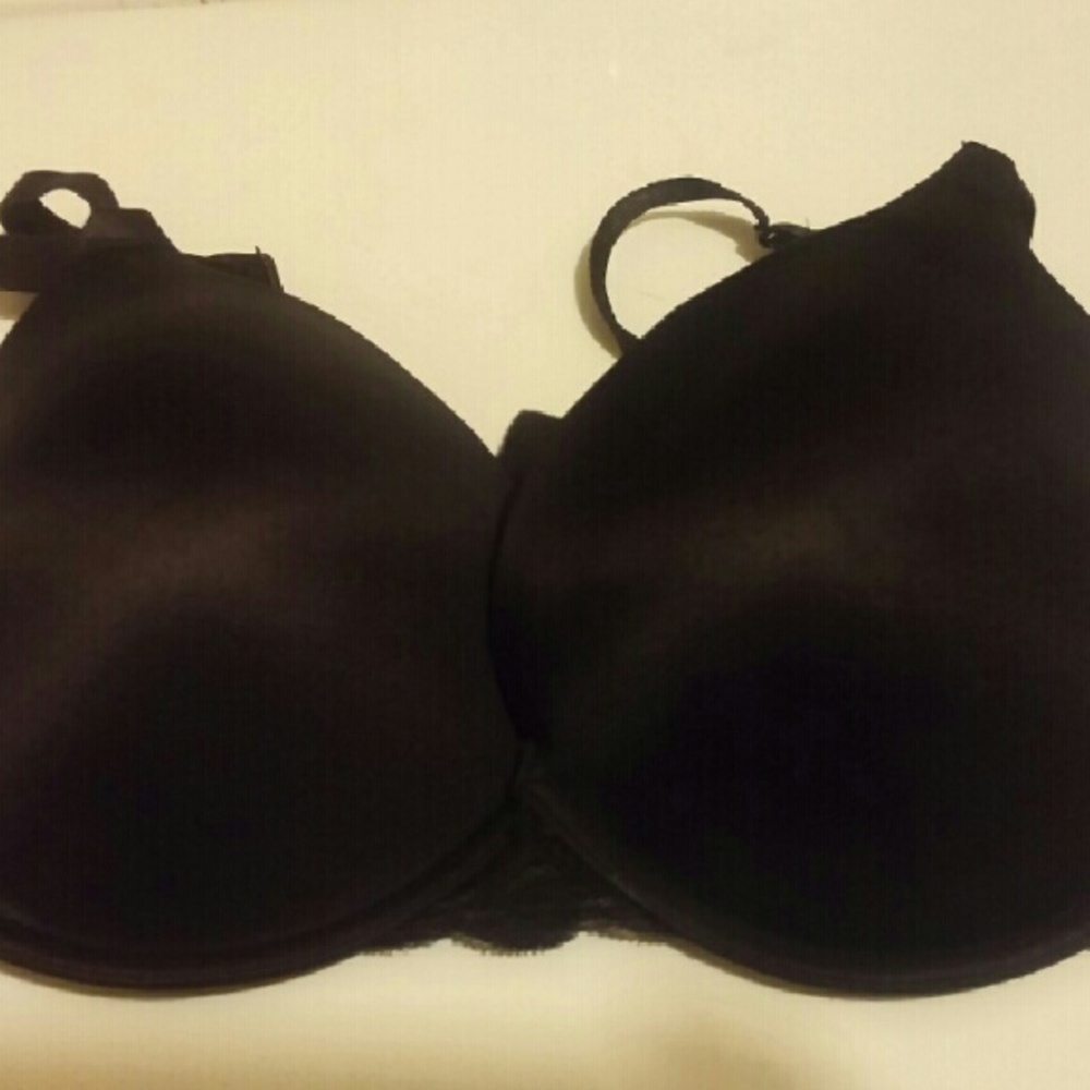Marilyn Monroe bra