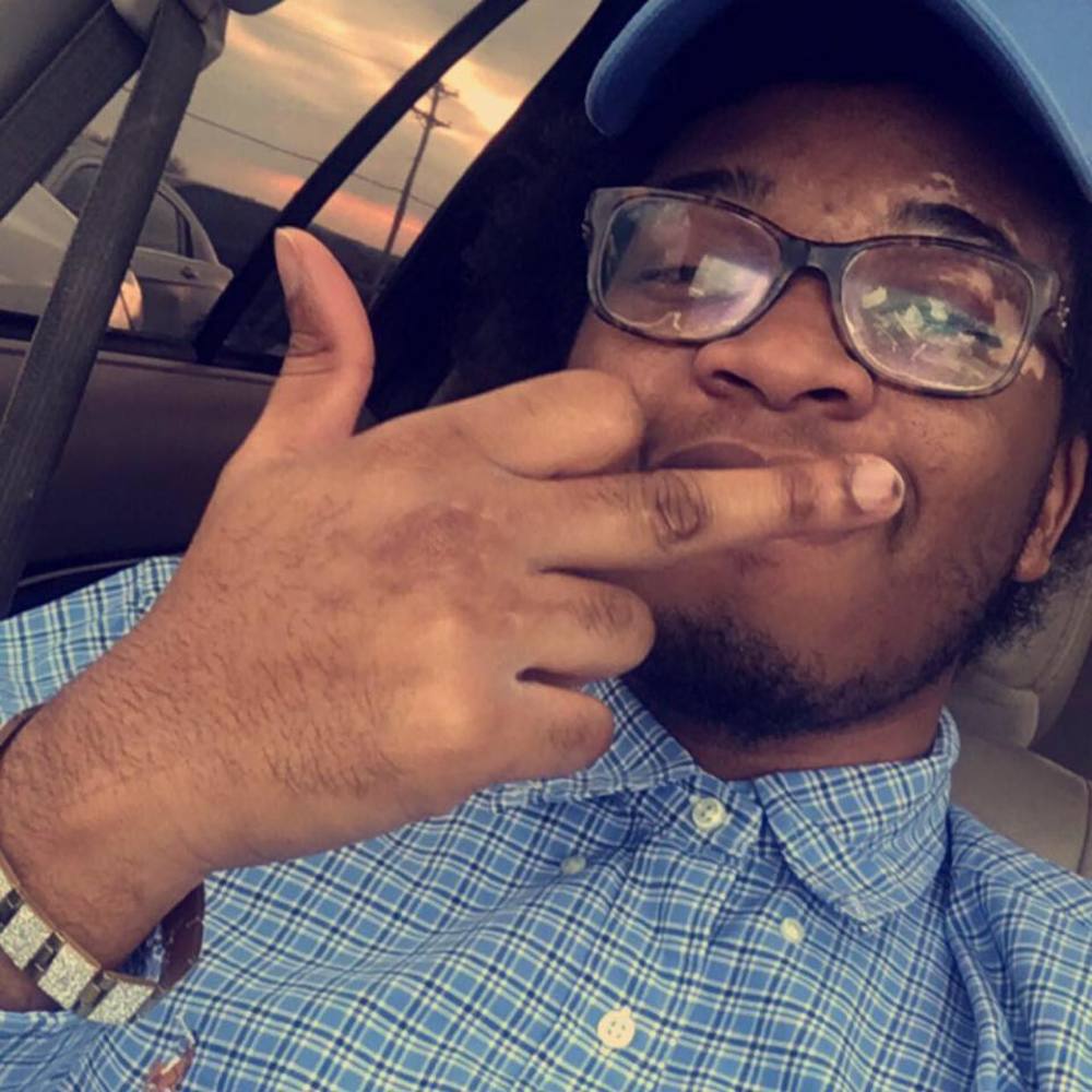 Meet your Posher, Kemory