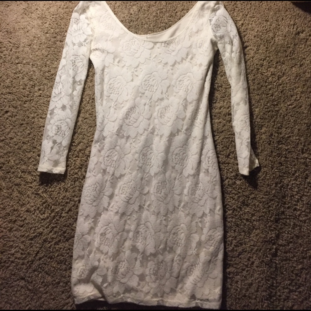 Hollister bodycon creamy white lace dress