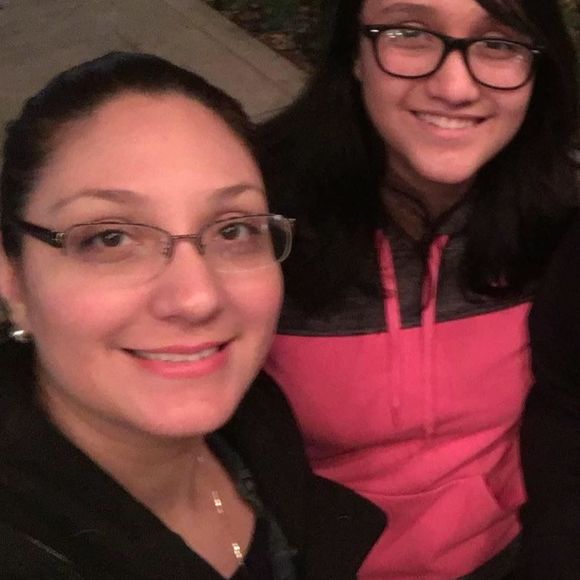 Meet your Posher, Carla - Picture 1 of 1