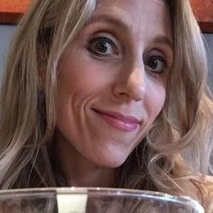 Meet your Posher, Karie