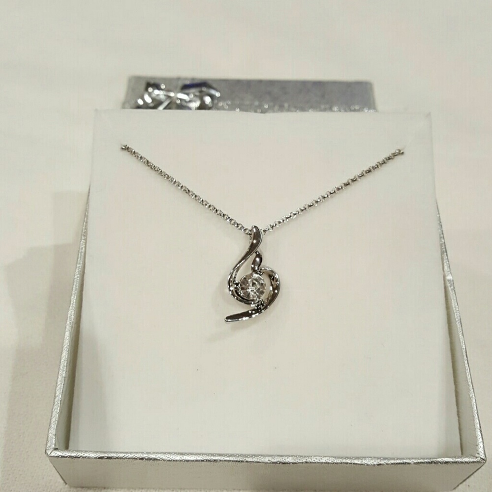 Austrian crystal rhodium plated pendant necklace
