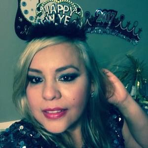 Meet your Posher, Carmen