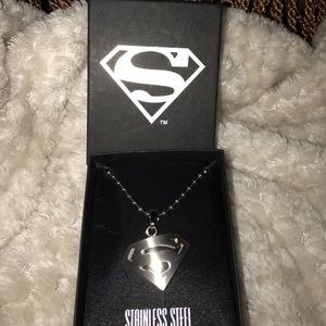 🚨FLASH SALE🚨Stainless steel super man necklace