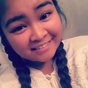 Meet your Posher, Dana