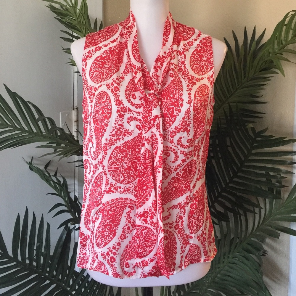Tahahi Sleeveless top
