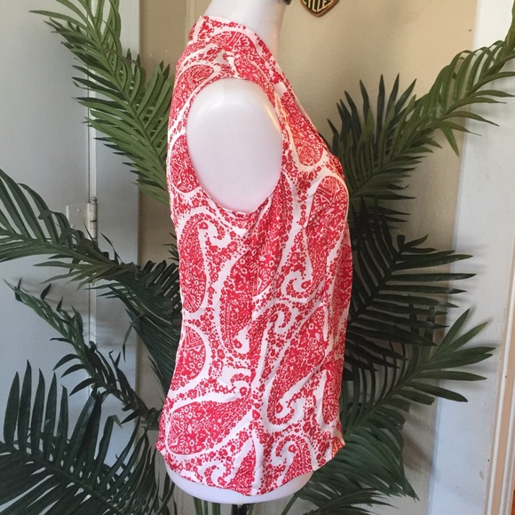 Tahahi Sleeveless top - Picture 2 of 5