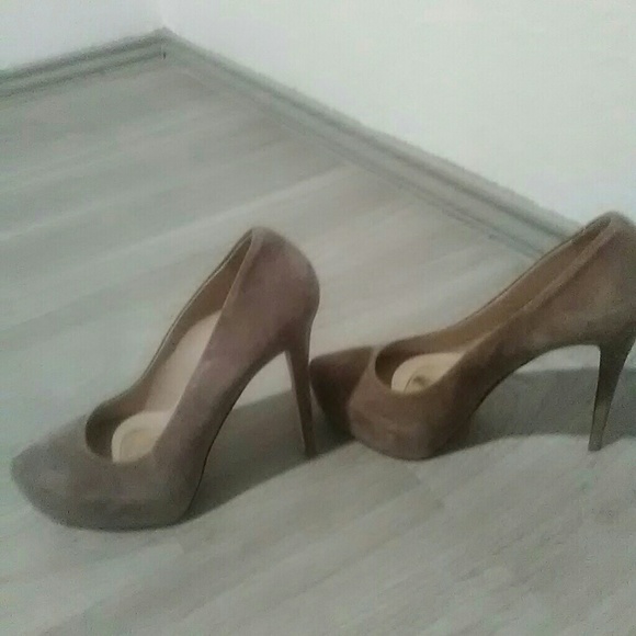 Platform pumps - Picture 2 of 2