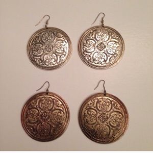 ⭐️Bundle 2X: Bronze & silver metal earring!⭐️