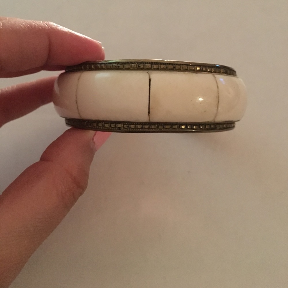 Gold and ivory bracelet