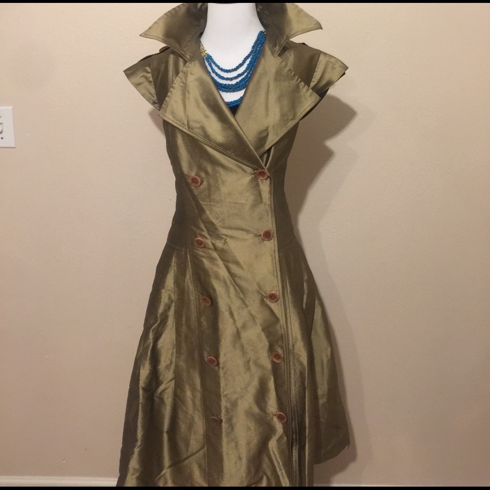 Teri Jon  👠SAKS 👠 all silk trench dress