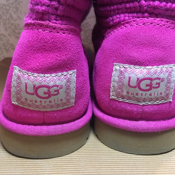 raspberry uggs size 8 raspberry uggs size 8