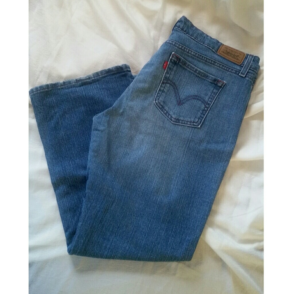 Levi jeans