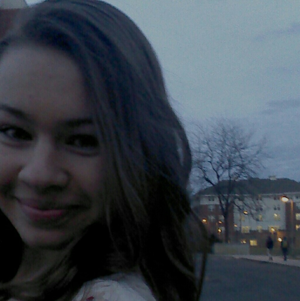 Meet your Posher, Becca