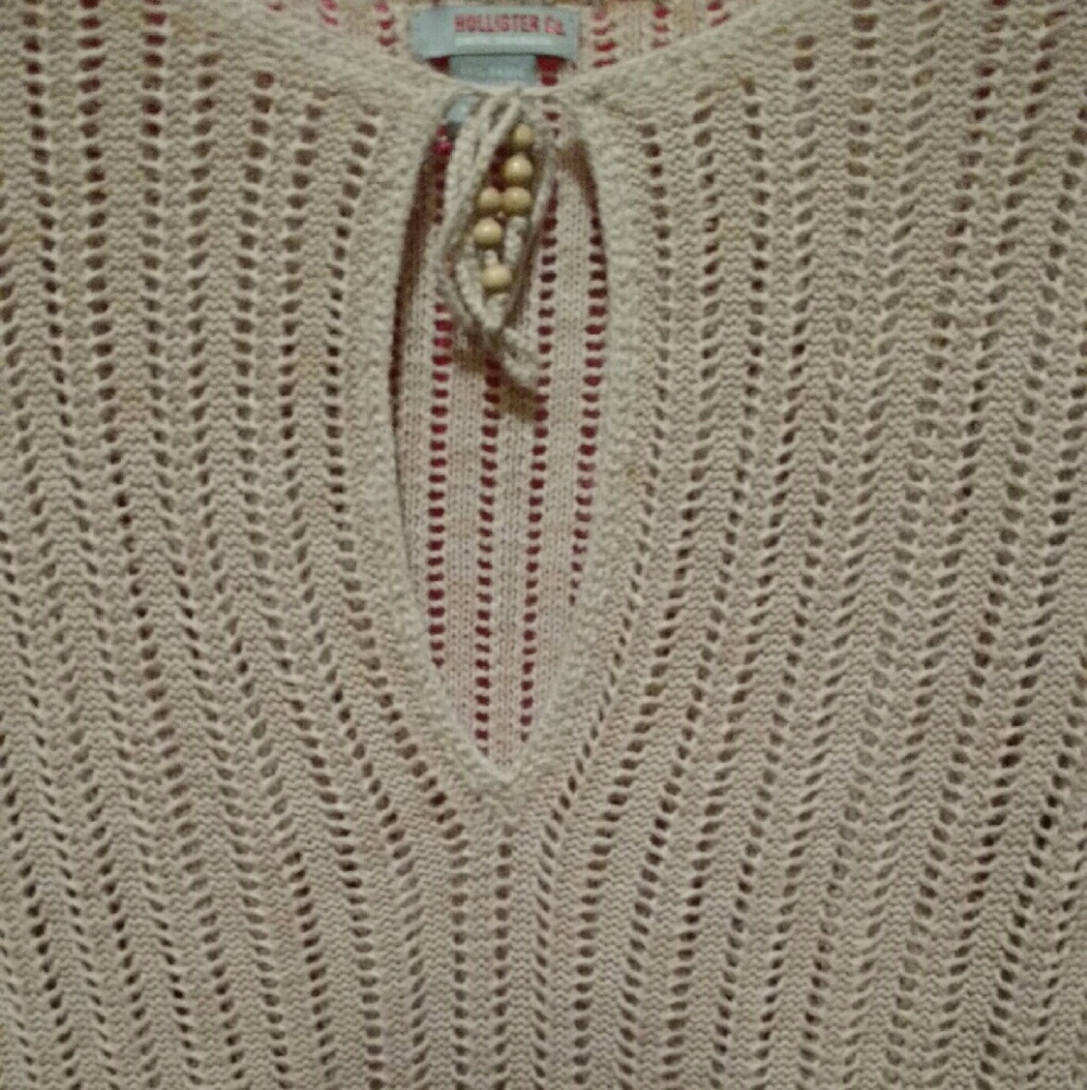 Hollister Keyhole Sweater - Picture 7 of 8