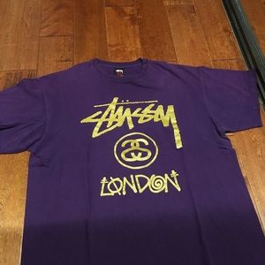 USED STUSSY T-SHIRT