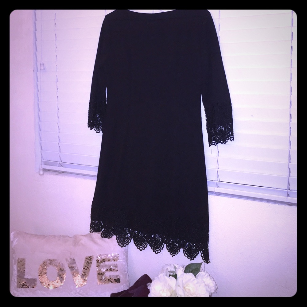 Black lace dress