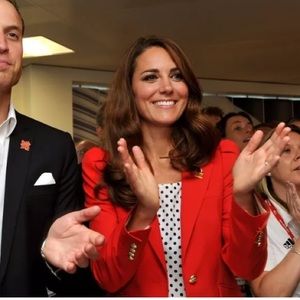 ZARA Woman's Red Blazer Aso Kate Middleton