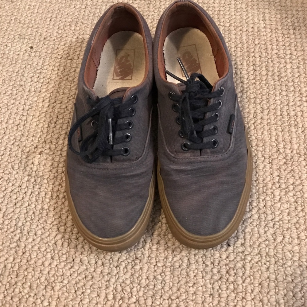 Blue vans Era size mens 9. In good shape