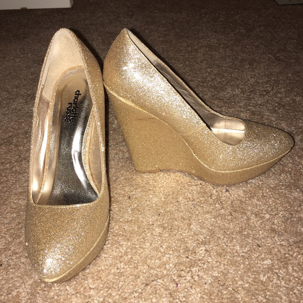 Gold heel wedges
