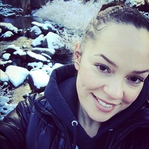 Meet your Posher, Ariane