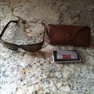 Ray Ban Wayfarers (polarized)