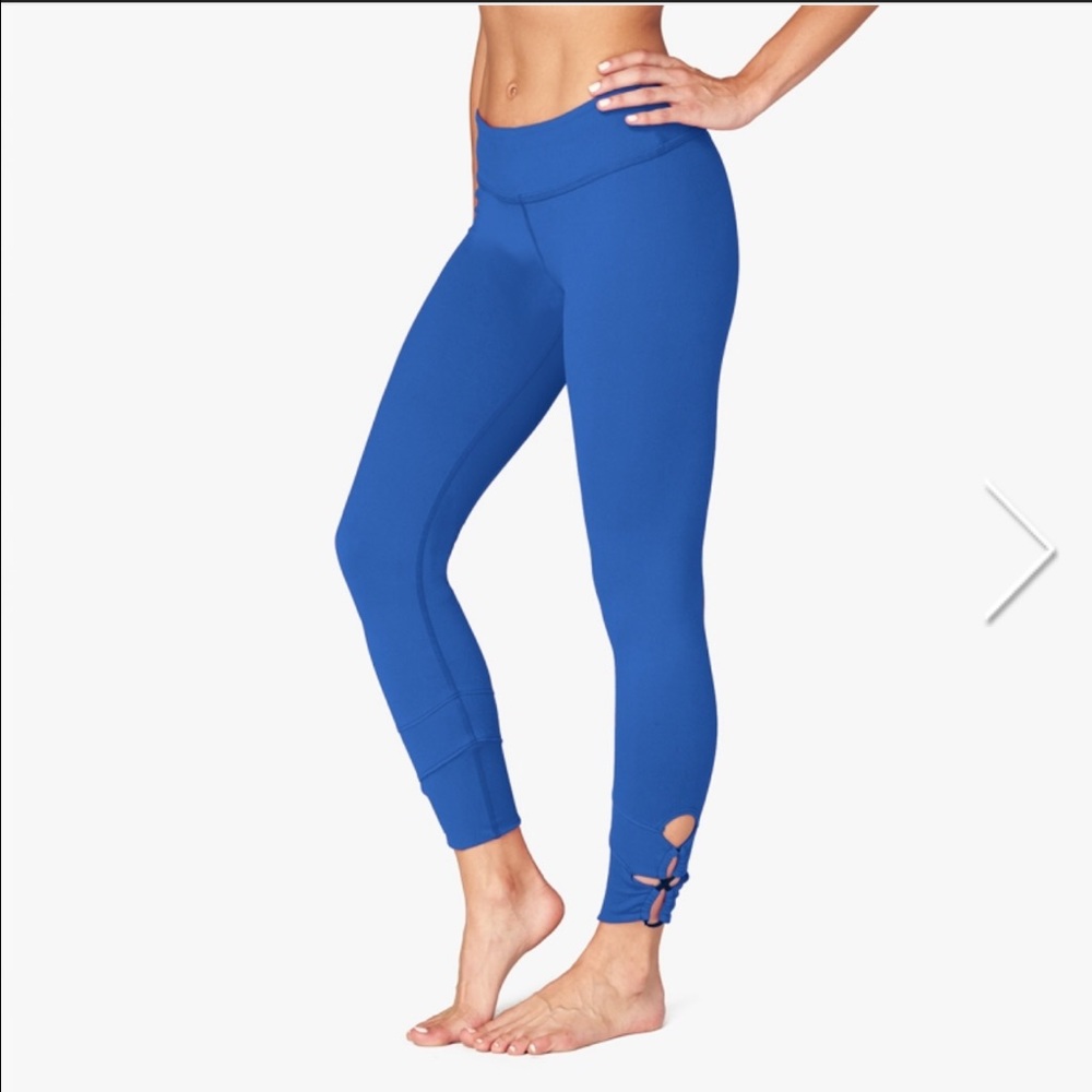 Beyond Yoga workout leggings