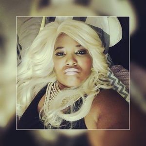 Meet your Posher, Toni