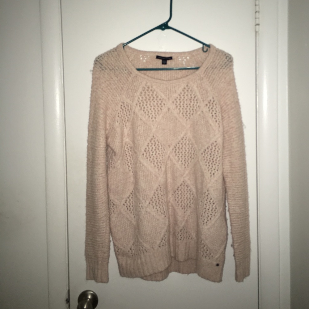 AMERICAN EAGLE baby pink chunky knit sweater