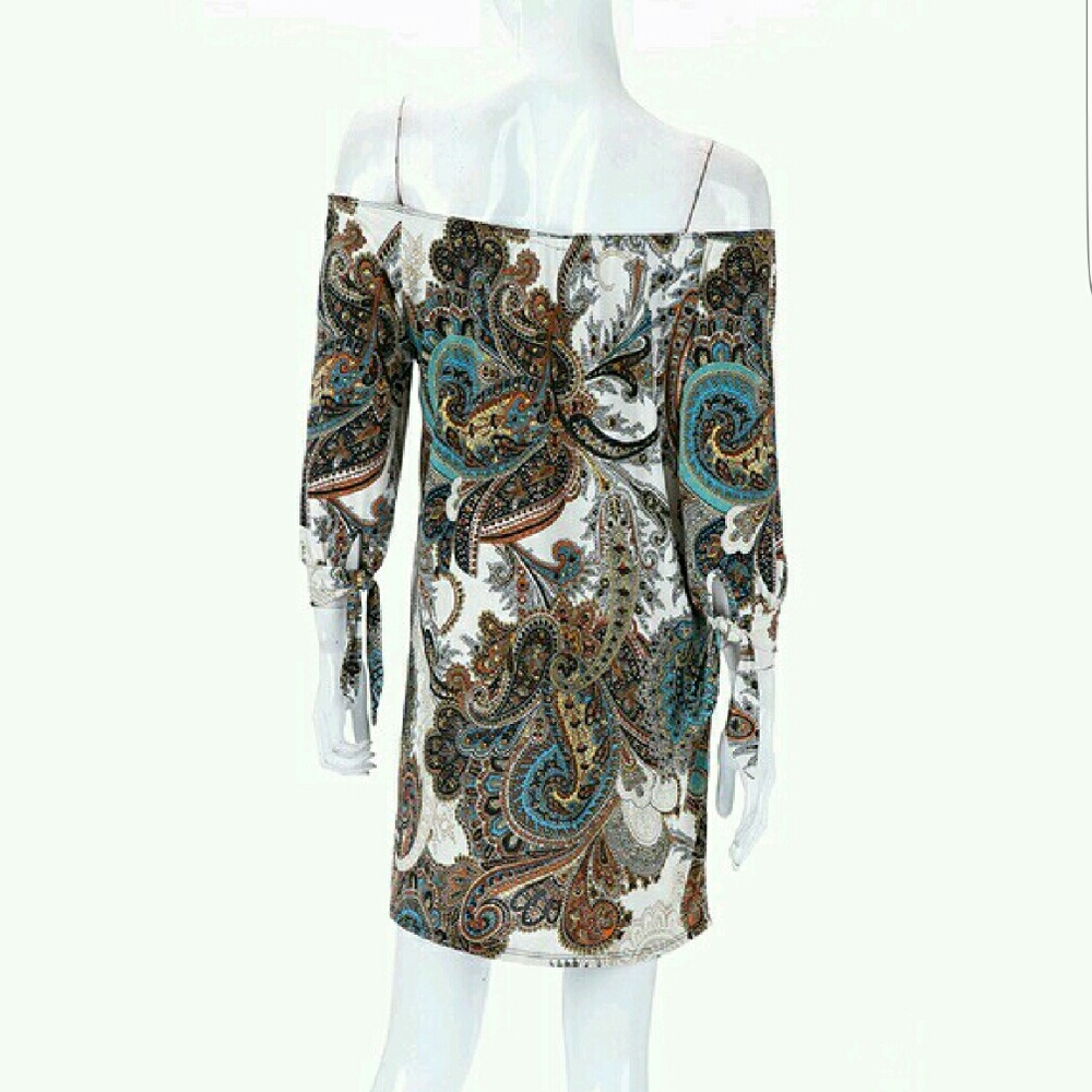 🛍 SIZE SMALL - PAISLEY "OFF THE SHOULDER" DRESS - Picture 3 of 4