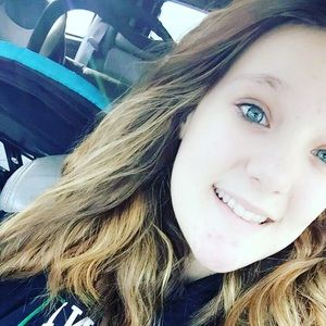 Meet your Posher, Mckayla